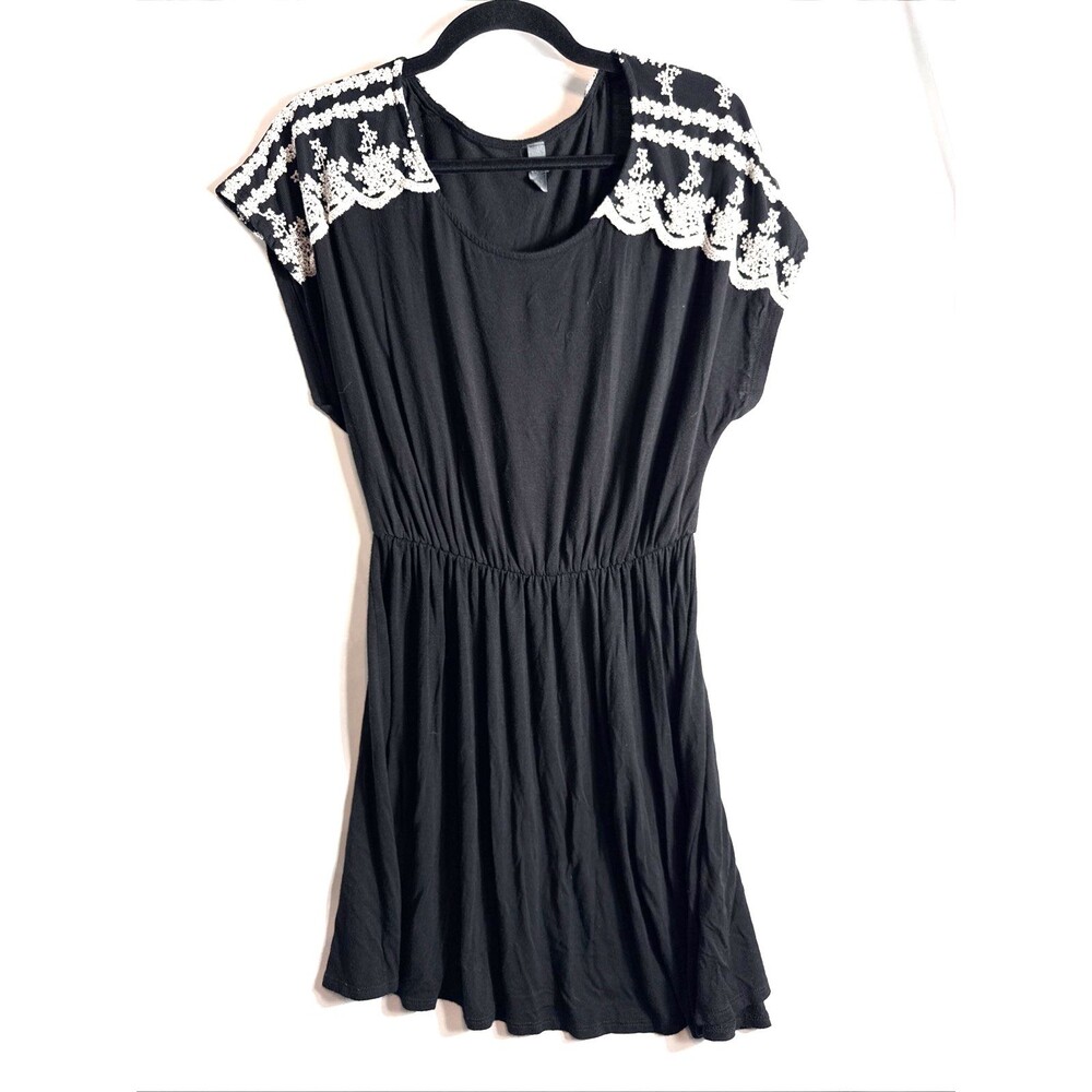 Ayla Black T-Shirt Dress Women's Small White Lace Accent 32" Long
